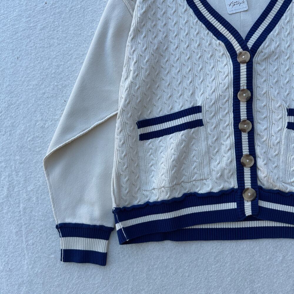 Free People We The Free Varsity Cardigan Women's XS Ecru Blue Slouchy Cable Knit - Picture 3 of 9